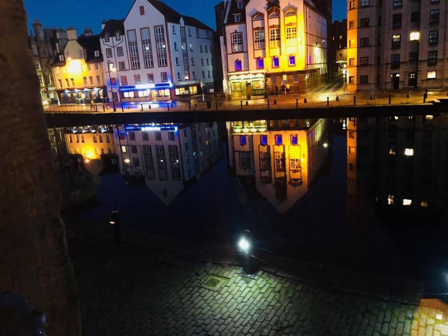 Vibrant Apartment At The Shore In Leith EDI Exteriér fotografie